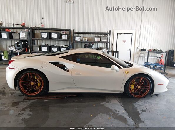 ZFF79ALA7J0230832 2018 FERRARI 488 Белый Вид щитка приборов