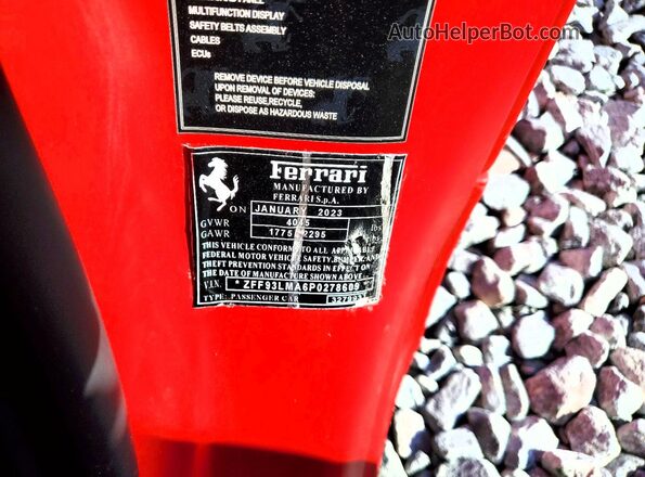 ZFF93LMA6P0278609 2023 FERRARI F8 Красный Вид подкапотного пространства