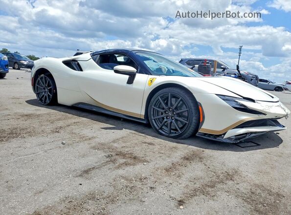 ZFF96NMA7S0316974 2025 FERRARI SF90 STRADALE Кремовый Передняя правая четверть
