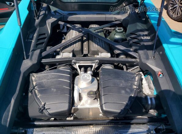ZHWUB6ZF7RLA27403 2024 LAMBORGHINI HURACAN Бирюзовый Вид задней части салона