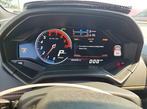 ZHWUR1ZF2HLA05614 2017 LAMBORGHINI HURACAN Оранжевый Вид щитка приборов