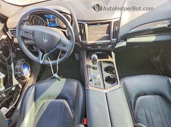ZN661XUAXHX248129 2017 MASERATI LEVANTE Black Dashboard view