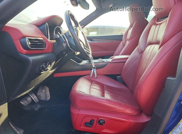 ZN661XUS0JX302133 2018 MASERATI LEVANTE Blue Vista interior delantera