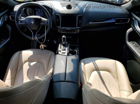 ZN661XUS4HX245610 2017 MASERATI LEVANTE Black წინა პანელის ხედი