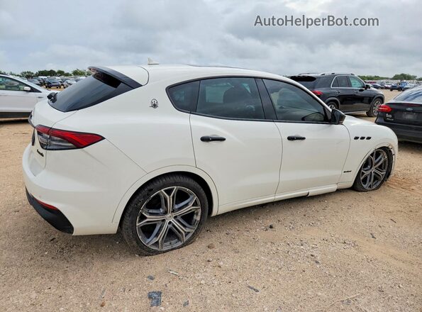ZN661YUAXMX359666 2021 MASERATI LEVANTE White უკანა მარჯვენა