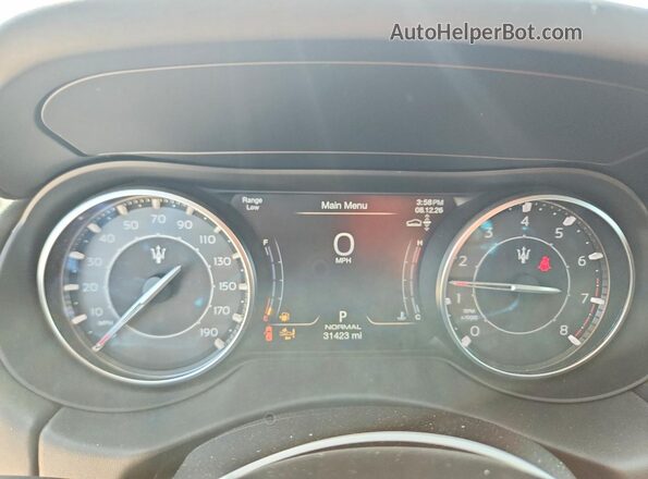 ZN661YUM3NX383755 2022 MASERATI LEVANTE Black ხელსაწყოთა პანელის ხედი