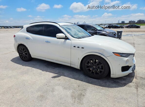 ZN661YUS1HX214045 2017 MASERATI LEVANTE White Передня права чверть