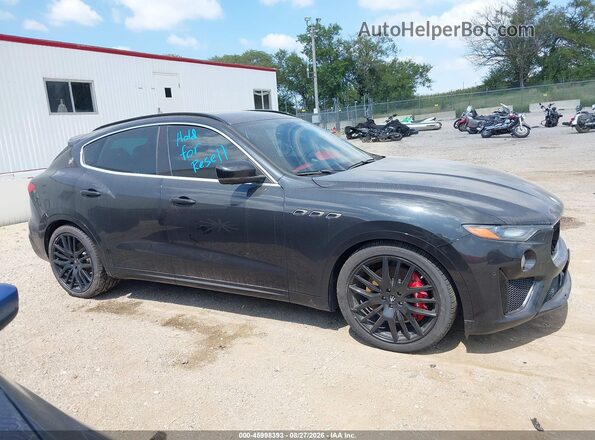 ZN661ZUA8KX320206 2019 MASERATI LEVANTE Black Вид задньої частини салону