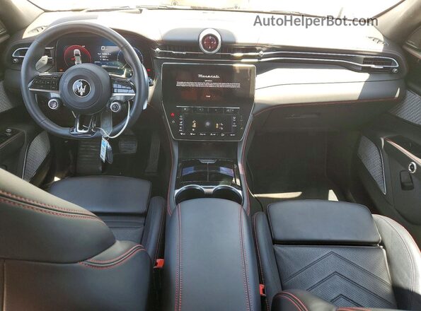 ZN682AVM1P7426522 2023 MASERATI GRECALE White Vista del salpicadero