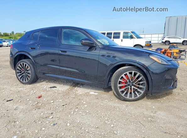 ZN6PMDBAXS7462803 2025 MASERATI GRECALE Black Передня права чверть