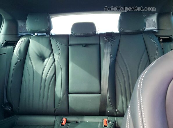 ZN6PMDBAXS7462803 2025 MASERATI GRECALE Black Вид задніх сидінь