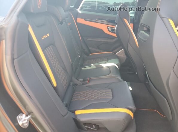 ZPBUB3ZL2RLA27960 2024 LAMBORGHINI URUS Черный Вид задней части салона