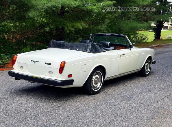 000000000DRX20474 1976 ROLLS-ROYCE CORNICHE White Առջևի աջ