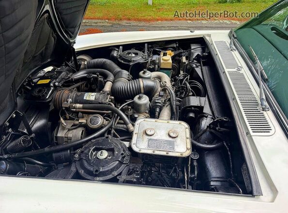 000000000DRX20474 1976 ROLLS-ROYCE CORNICHE White Սալոնի դիմացի տեսք