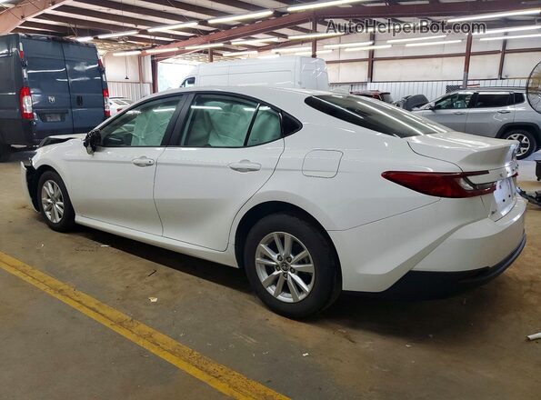 4T1DAACK7SU139325 2025 TOYOTA CAMRY Белый Задняя правая четверть