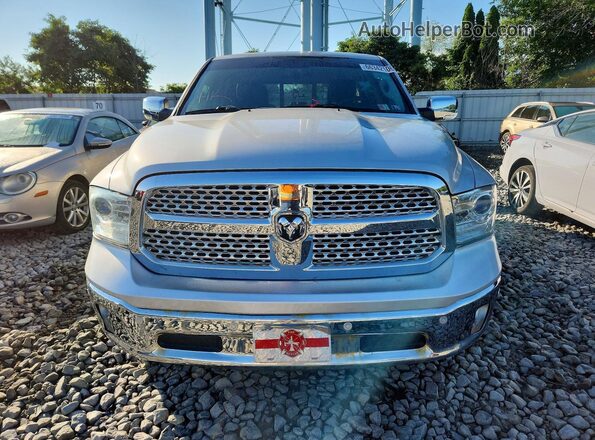1C6RR7NM0JS278007 2018 RAM 1500 Silver Vista trasera