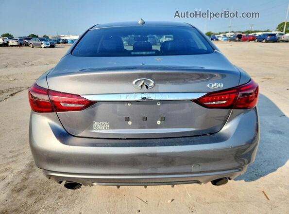 JN1EV7AP1JM352352 2018 INFINITI Q50 Gray Front interior view