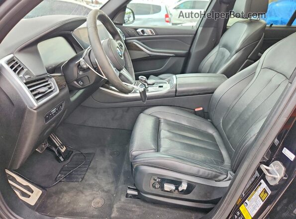 5UXCR6C08LLL65979 2020 BMW X5 Black Dashboard view