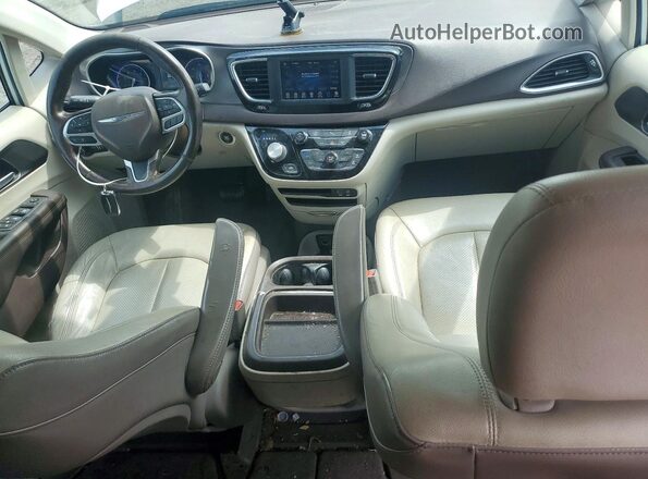 2C4RC1BG0KR554436 2019 CHRYSLER PACIFICA White Vista del cuadro de instrumentos