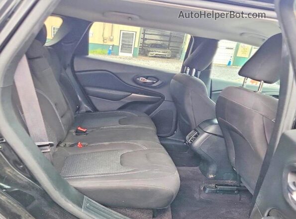 1C4PJLCB2KD148091 2019 JEEP CHEROKEE Black Vista interior trasera