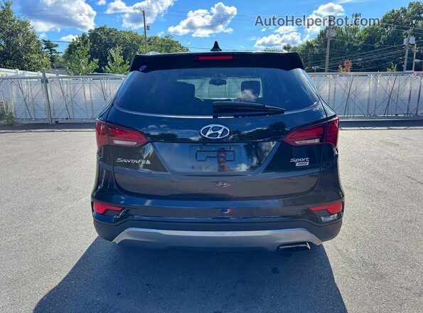 5NMZUDLB0HH035794 2017 HYUNDAI SANTA Серебряный Вид сзади