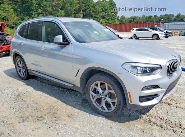 5UXTY3C08L9C92422 2020 BMW X3 Silver Widok z przodu