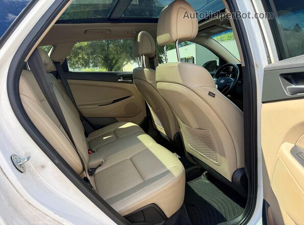KM8J3CA22GU109278 2016 HYUNDAI TUCSON White Vista interior delantera
