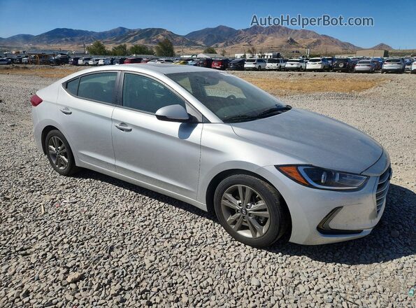 5NPD84LF6JH385862 2018 HYUNDAI ELANTRA Silver Front view