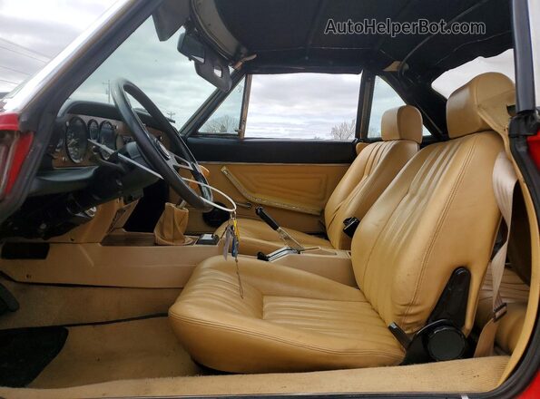 124CS20144029 1971 FIAT 124 Красный Вид салона спереди