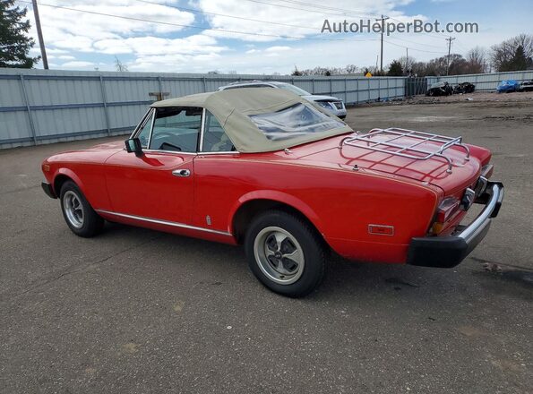 124CS20144029 1971 FIAT 124 Красный Задняя левая четверть