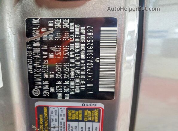 5XYPKDA53HG256827 2017 KIA SORENTO Silver Widok wnętrza 360 stopni
