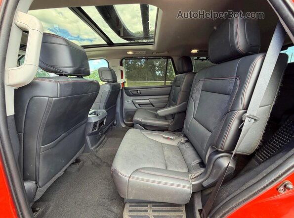 7SVAAABA1PX011240 2023 TOYOTA SEQUOIA Оранжевый Вид подкапотного пространства