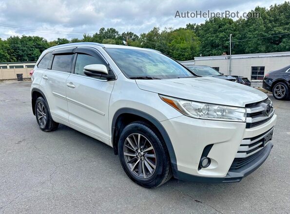 5TDJZRFH2JS816010 2018 TOYOTA HIGHLANDER White Vista frontal