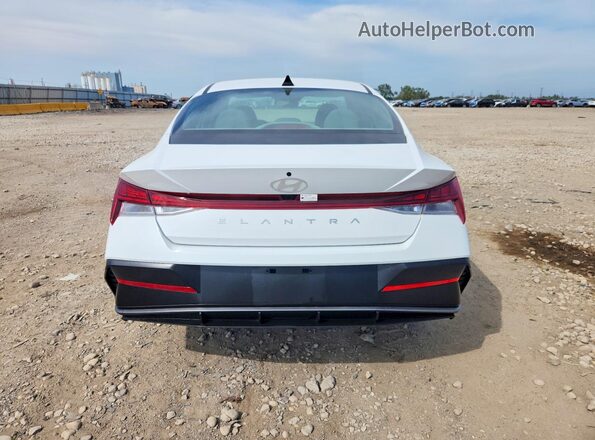 KMHLS4DG3SU989411 2025 HYUNDAI ELANTRA White Front interior view
