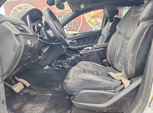 4JGED7FB4HA068895 2017 MERCEDES-BENZ GLE White Առջևի վահանակի տեսք