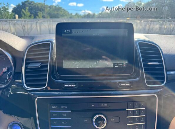 4JGDA5HB8JB044198 2018 MERCEDES-BENZ GLE Blue Widok wnętrza z tyłu