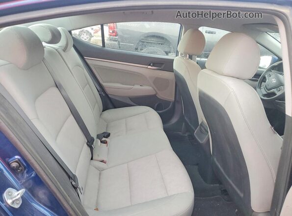 5NPD84LF3HH063559 2017 HYUNDAI ELANTRA Blue Vista interior trasera
