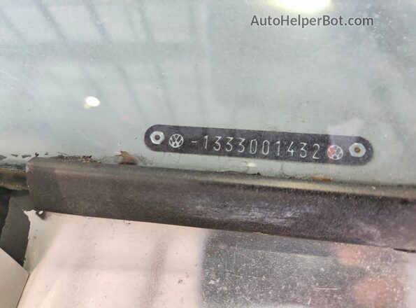 1333001432 1973 VOLKSWAGEN SUPER Серебряный Вид подкапотного пространства