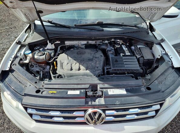 3VV1B7AX7JM066757 2018 VOLKSWAGEN TIGUAN White Vista de la etiqueta del VIN