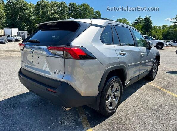 4T3RWRFV2SU201815 2025 TOYOTA RAV4 Silver Front right