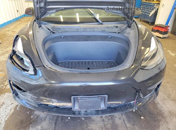 5YJ3E1EB7NF288655 2022 TESLA MODEL Black Engine compartment view