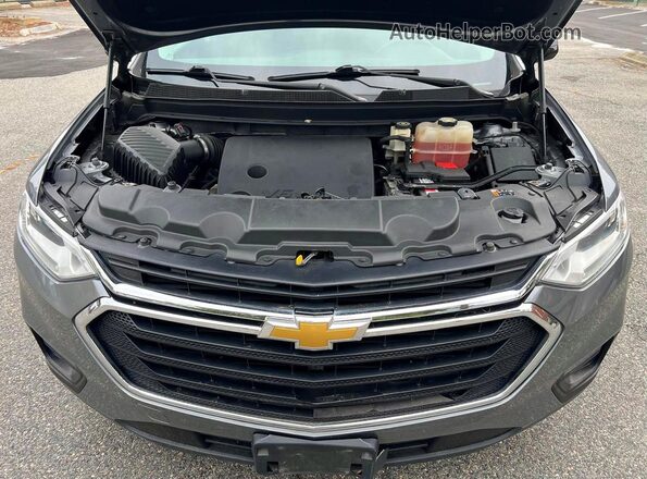 1GNEVFKW2JJ166728 2018 CHEVROLET TRAVERSE Gray წინა პანელის ხედი