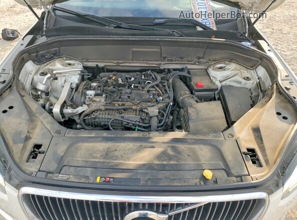 YV4A22PK0J1328206 2018 VOLVO XC90 White VIN կոդի պիտակի տեսք