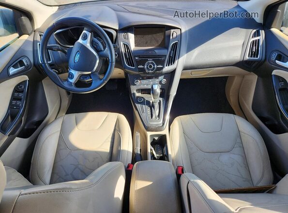 1FADP3R44GL372900 2016 FORD FOCUS Gold Սարքավորումների վահանակի տեսք