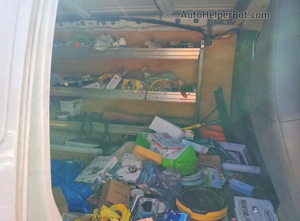 1GCWGAFP0K1166368 2019 CHEVROLET EXPRESS White Սալոնի հետևի տեսք