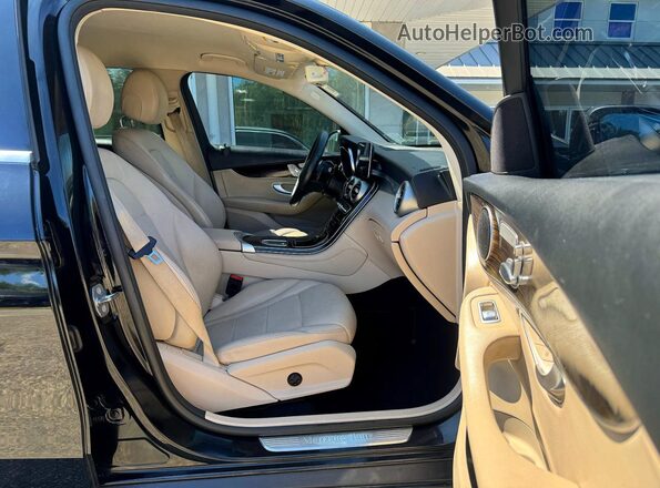 WDC0G8EB6LF745481 2020 MERCEDES-BENZ GLC-CLASS Black Vista trasera