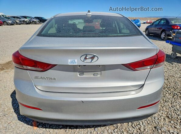 5NPD84LF6JH385862 2018 HYUNDAI ELANTRA Silver Front interior view
