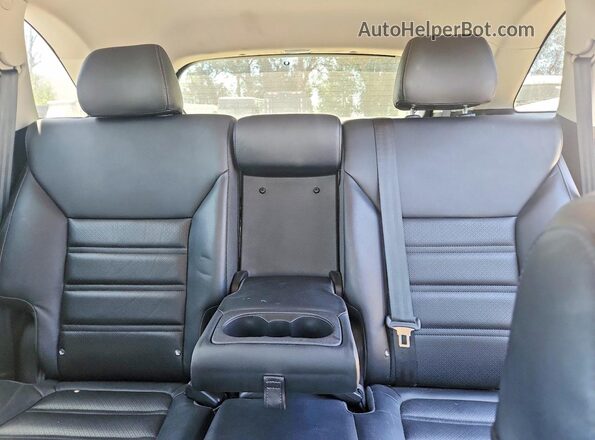5XYPH4A5XGG044326 2016 KIA SORENTO Gray Widok wnętrza z tyłu