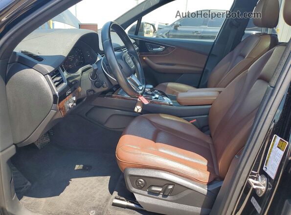WA1VAAF70JD018449 2018 AUDI Q7 Black Առջևի վահանակի տեսք