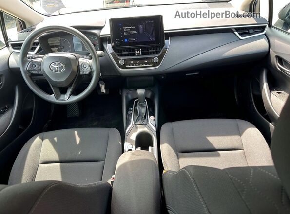 5YFB4MDE2SP290678 2025 TOYOTA COROLLA Blue Front interior view